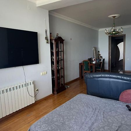 Apartment Rustaveli 57 Μπατούμι Εξωτερικό φωτογραφία