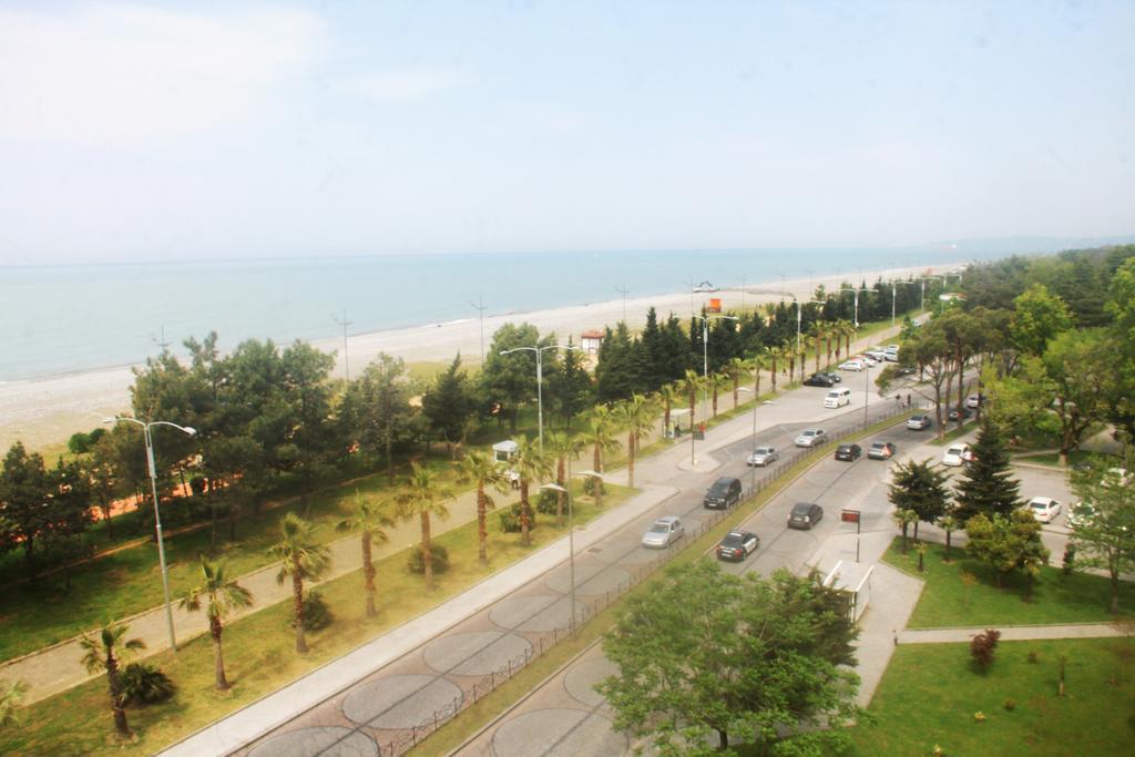 Apartment Rustaveli 57 Μπατούμι Εξωτερικό φωτογραφία